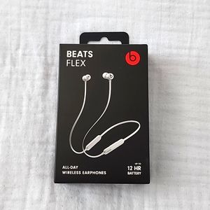 Beats flex